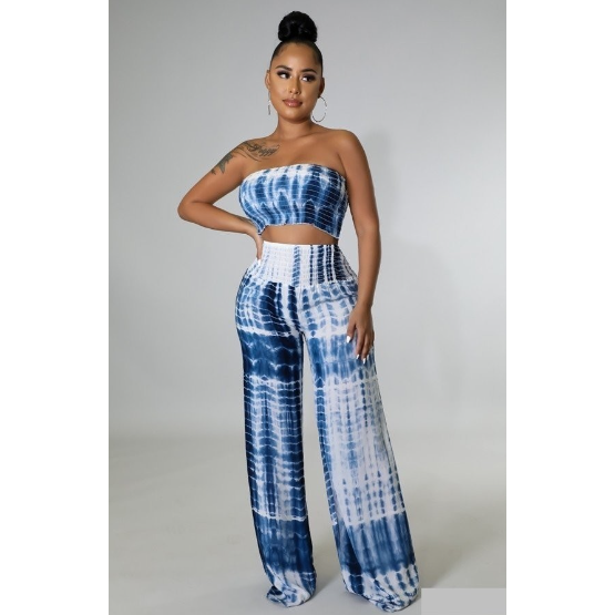 Stancia Two-Piece Set