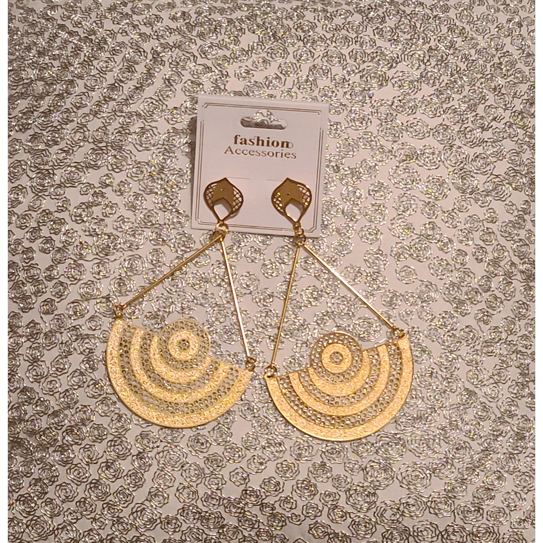 Ms. Dangle-Fashion Earring